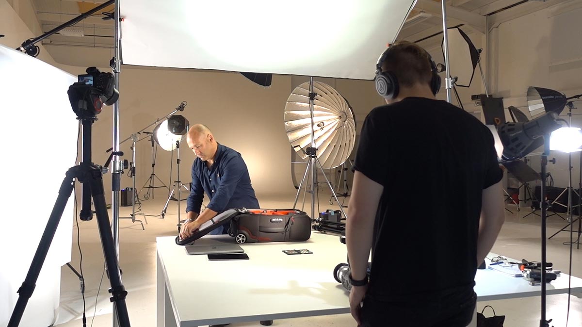 Behind the scenes, commercial for Manfrotto Reloader Air-55