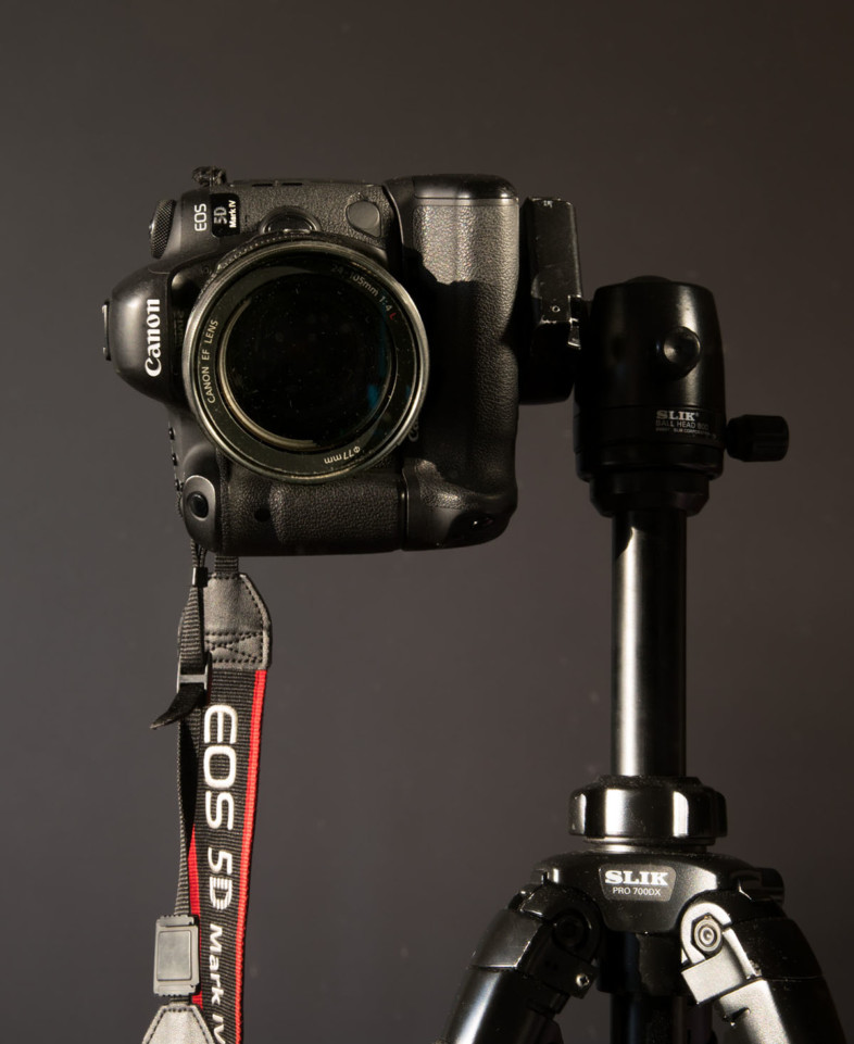 An image of photography equipment by Hannu Mononen