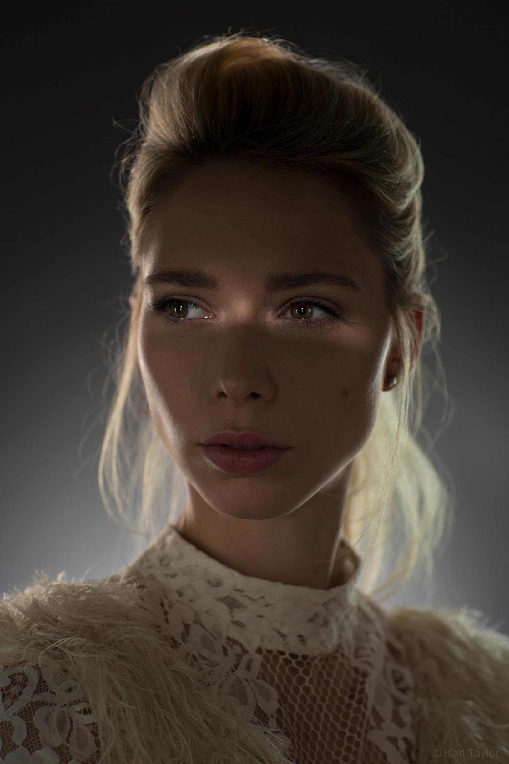 Portrait with rim lighting